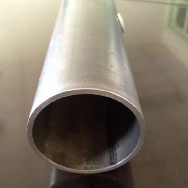 Remache tubo de acero